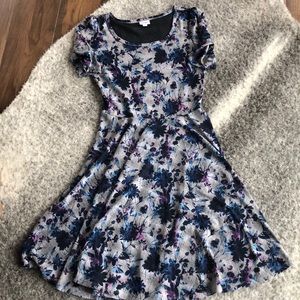 Large, stretchy Nicole from LuLaroe.